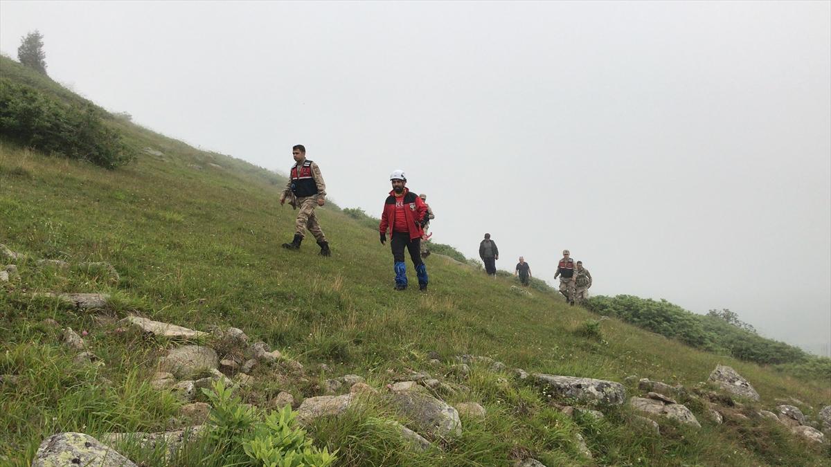 Giresun'da kayıp Elif Akbayrak hala aranıyor
