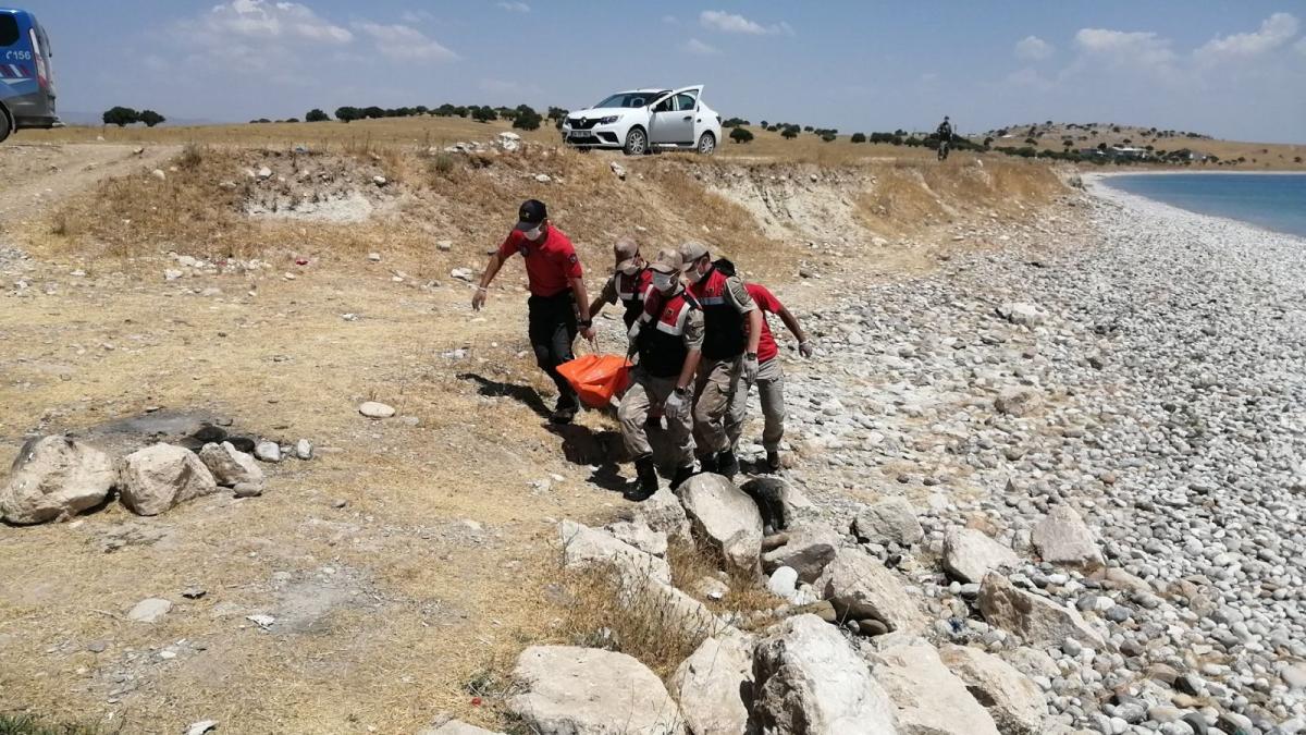 Van Gölü'nde ölü sayısı 61'e yükseldi
