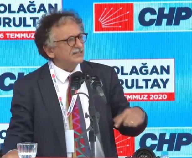 Bedri Baykam bıyık bıraktı