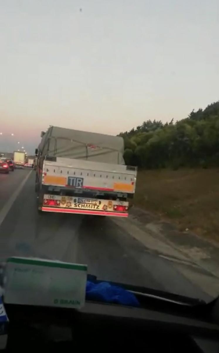 İstanbul’da ambulans kaza yerine bir türlü ulaşamadı