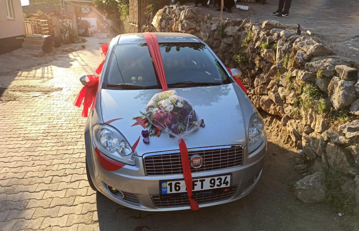 Bursalı damadın gelin arabası yazısı