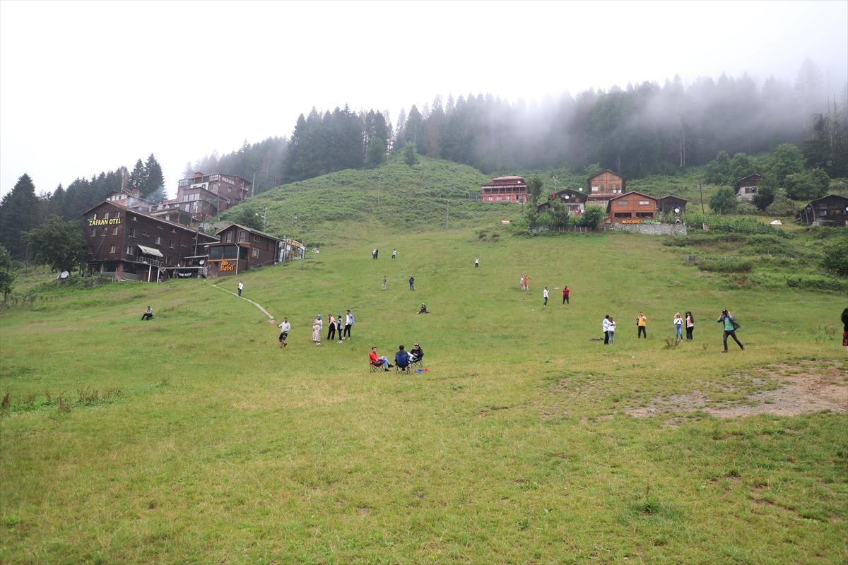 Ayder, Kurban Bayramı öncesi misafirlerini ağırlıyor