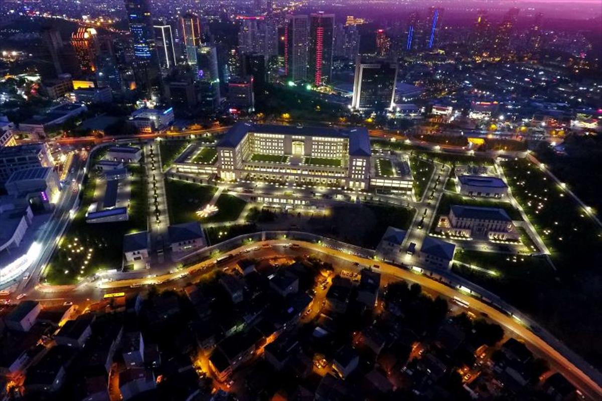 MİT'in İstanbul'daki yeni hizmet binası açıldı