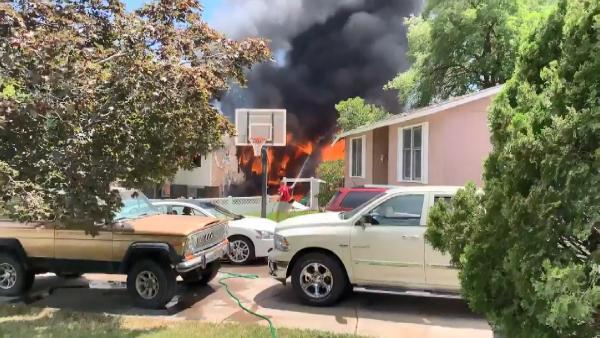 ABD’de uçak yerleşim alanına düştü: 3 ölü, 4 yaralı