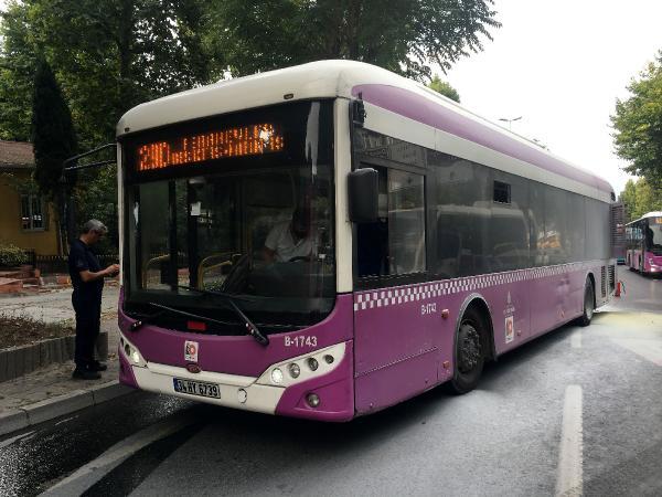 Beşiktaş'ta halk otobüsünün motor kısmı yandı