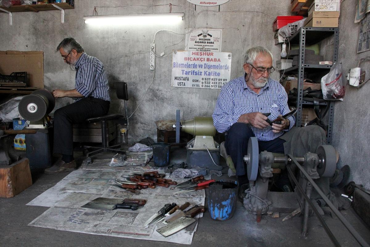 Sakaryalı bıçak ustası, 70 yıldır mesleğini icra ediyor