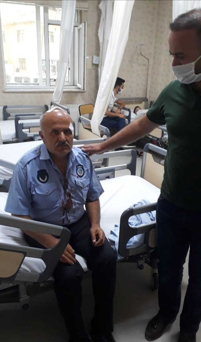 Van'da denetim yapan zabıtalara saldırı: 3 yaralı