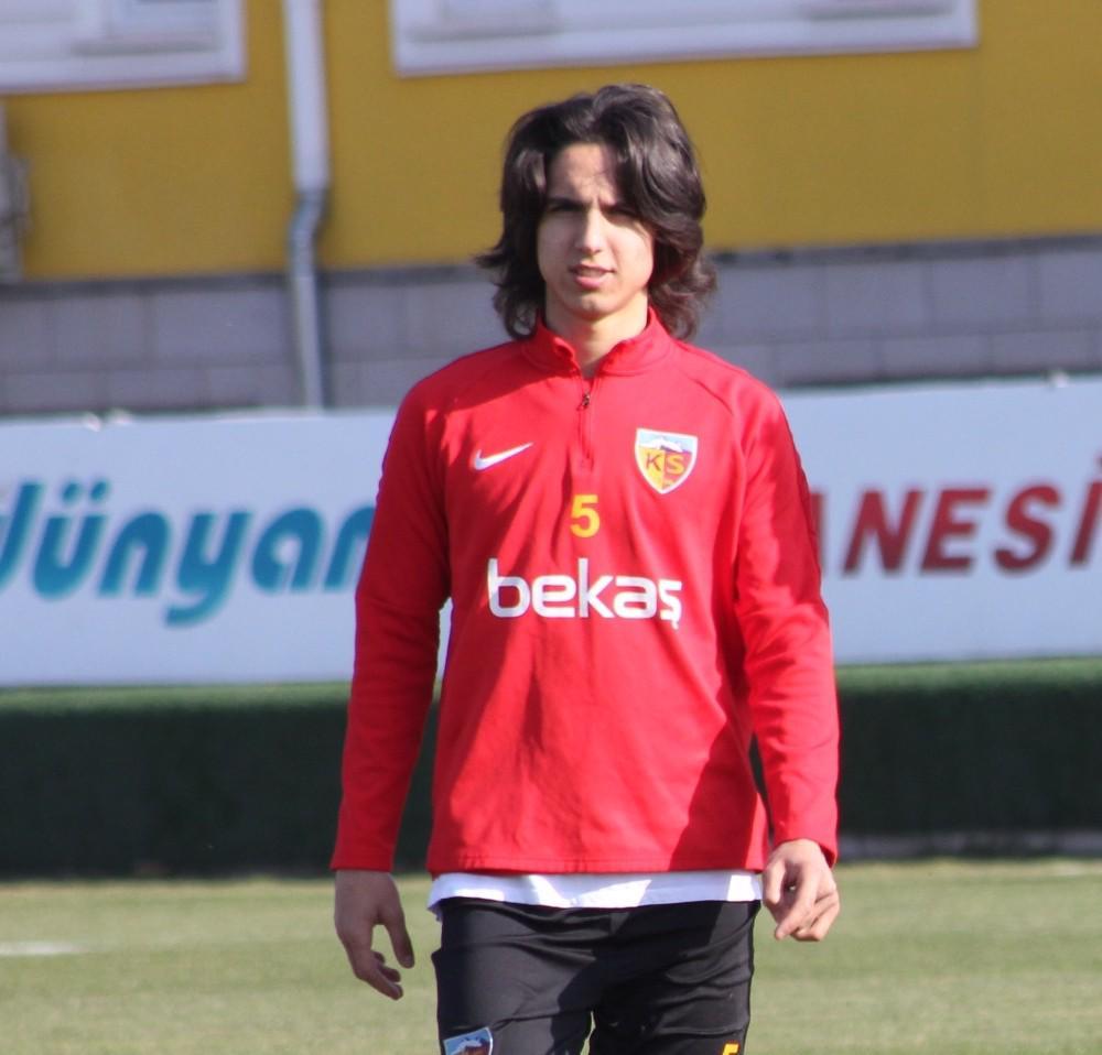 Beşiktaş, Emre Demir ile ilgileniyor