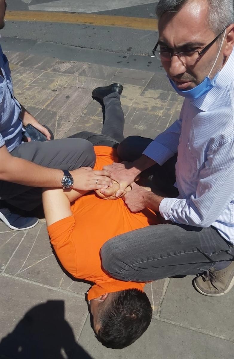 Ankara’da rüşvetçi vergi müfettişi yakalandı