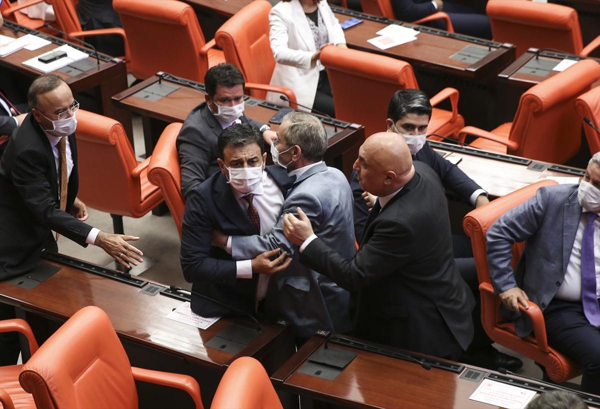 Meclis, sert tartışmalarla kapandı