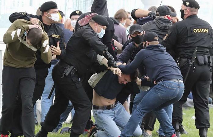 Belarus’ta Rus Wagner'in 33 paralı askeri yakalandı