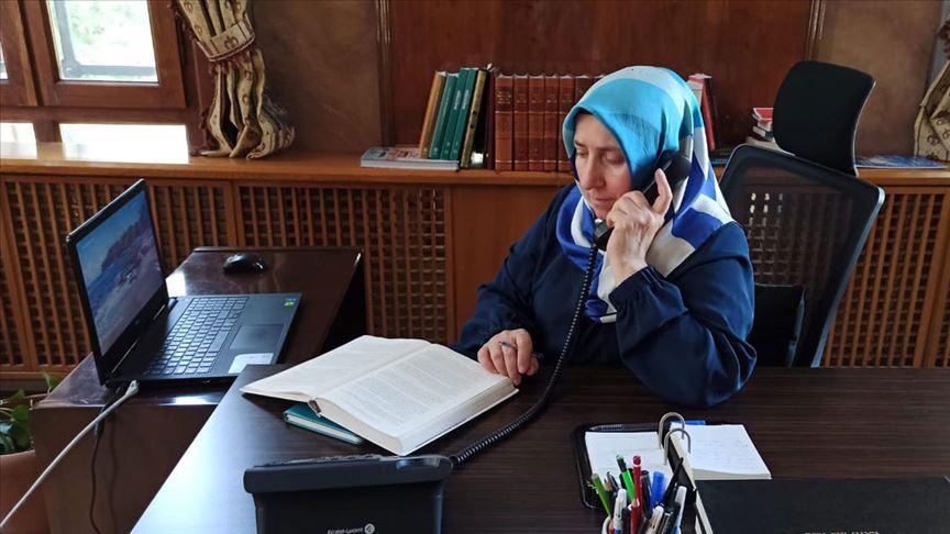 'Alo Fetva' hattı, bayramda merak edilenleri yanıtlıyor