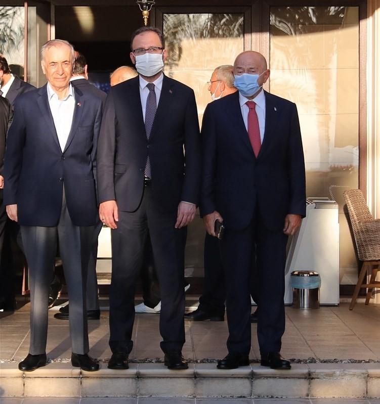 Bakan Kasapoğlu'ndan Mustafa Cengiz'e ziyaret