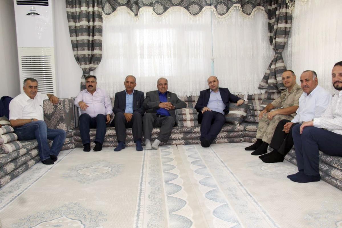 Diyarbakırlı Hamo Ağa’ya ‘Barış Elçisi’ plaketi