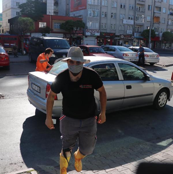 Acemi kasaplar hastanelik oldu