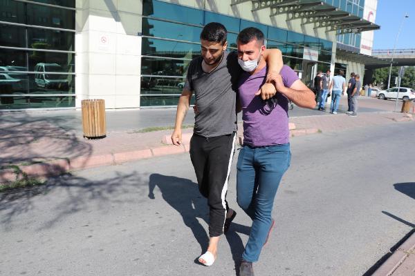 Acemi kasaplar hastanelik oldu