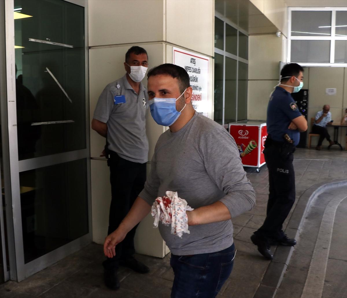 Acemi kasaplar hastanelik oldu