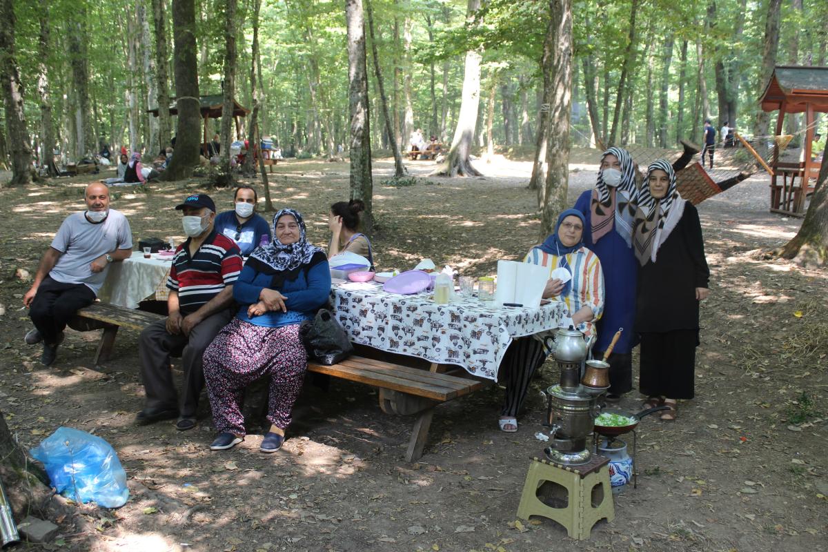 Belgrad Ormanı’nda bayram yoğunluğu