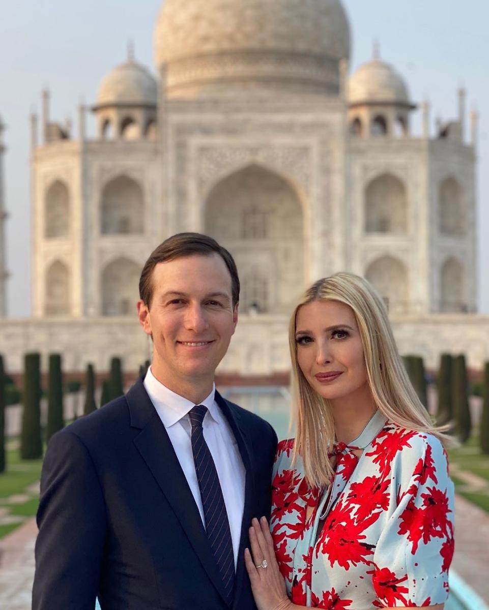 Ivanka Trump'tan siyaz beyaz paylaşım