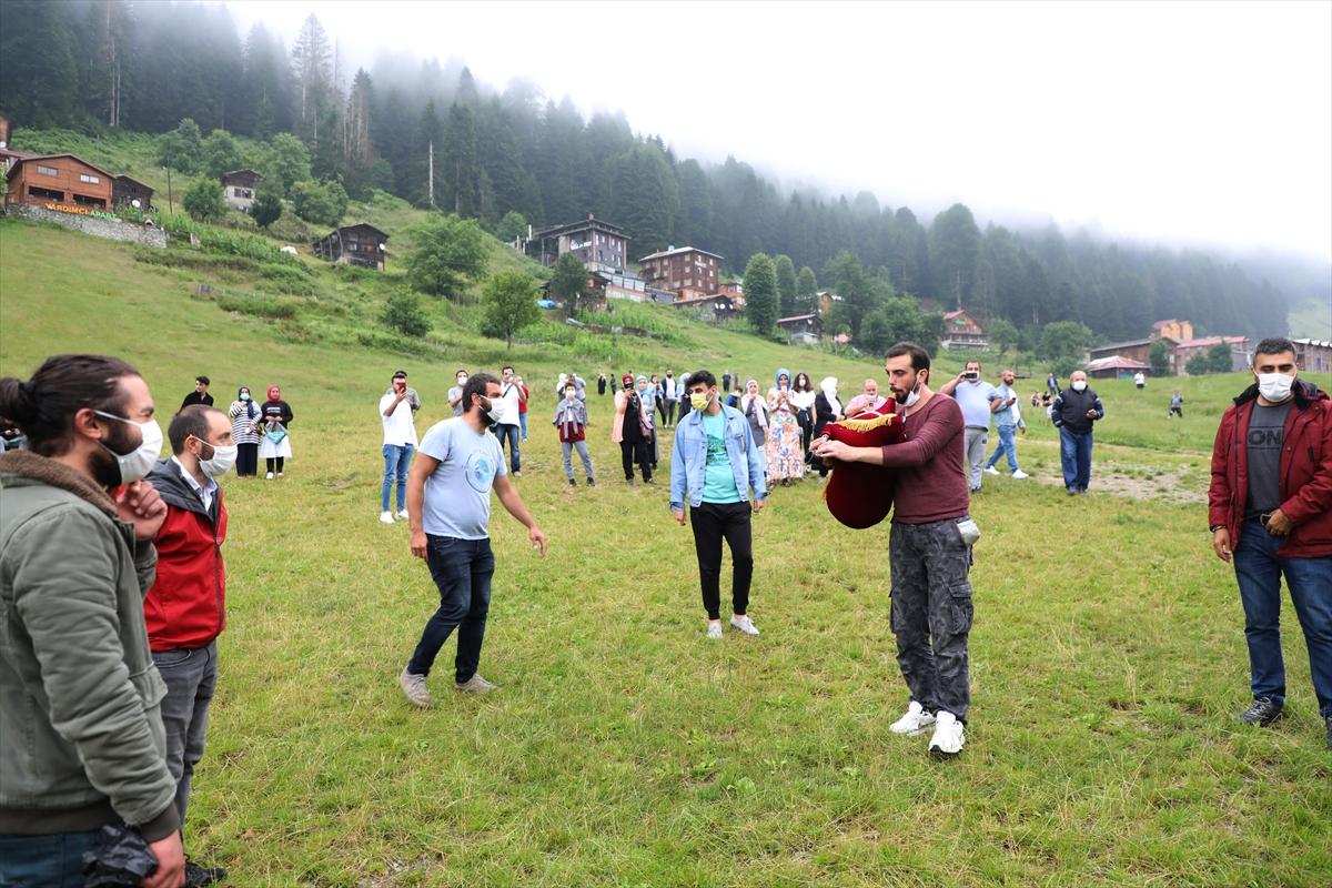 Ayder Yaylası'nda bayram yoğunluğu