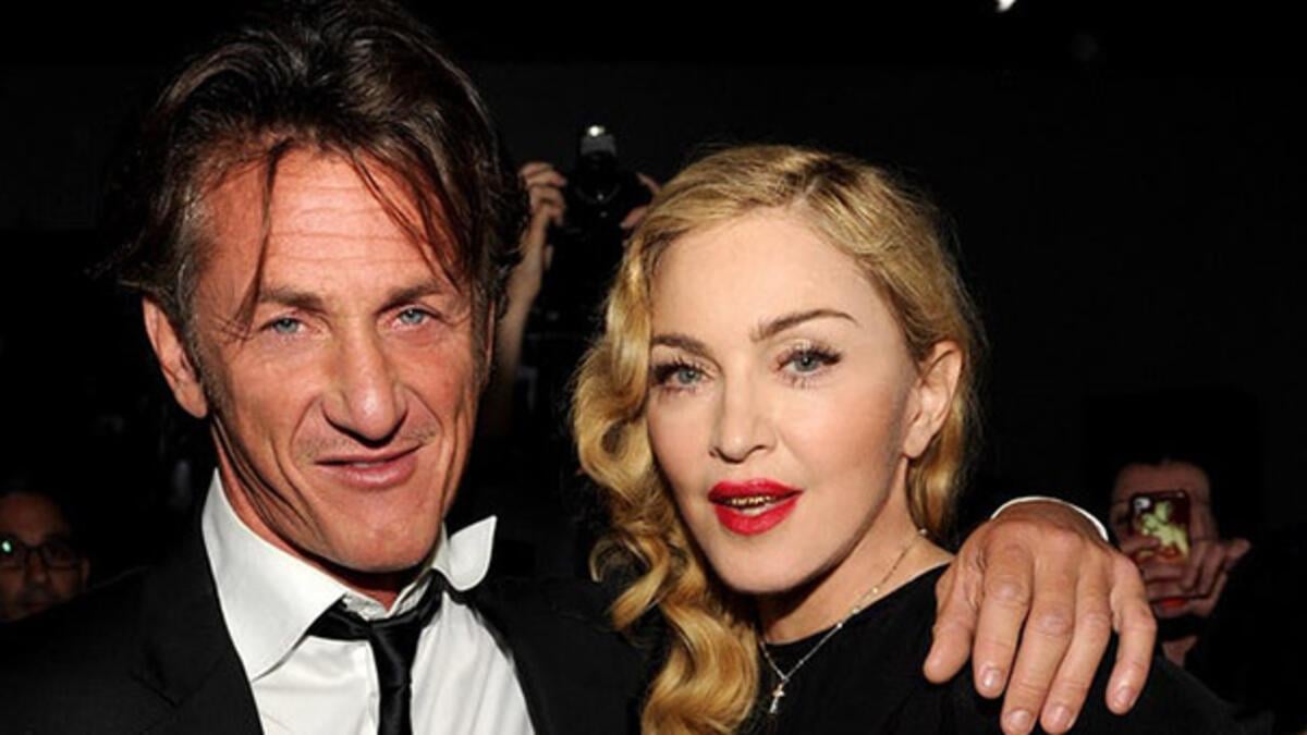 59 yaşındaki Sean Penn, 28 yaşındaki sevgilisiyle evlendi