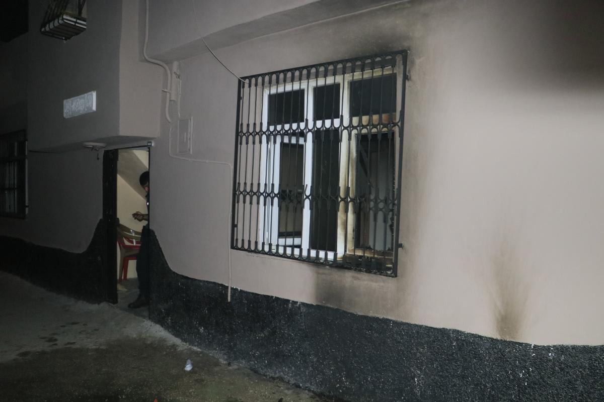 Adana'da bir ev kundaklandı