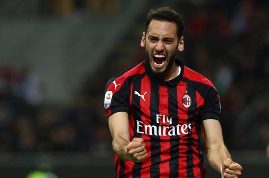 Çalhanoğlu salgın döneminde Milan'ı taşıdı