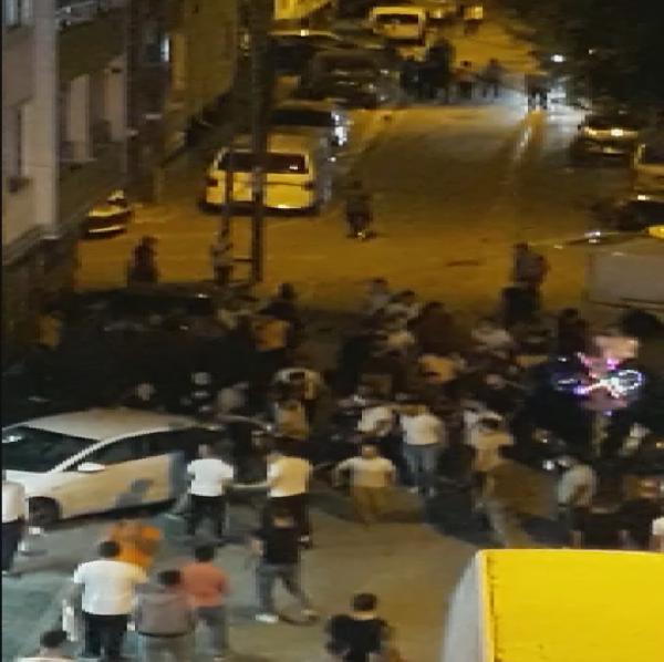 Esenyurt'ta iki grup arasında 'laf atma' kavgası