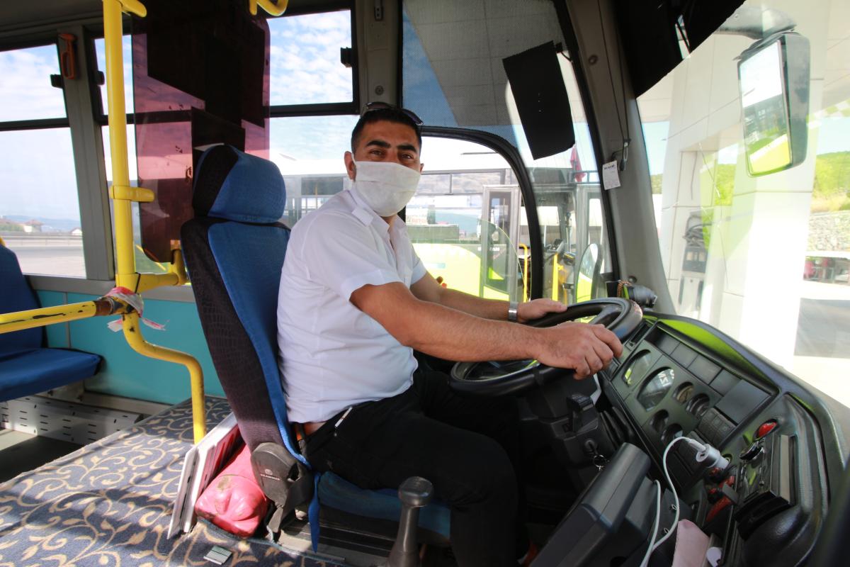 Kocaeli'de, bayramını kutlamayan yolculara sitem etti