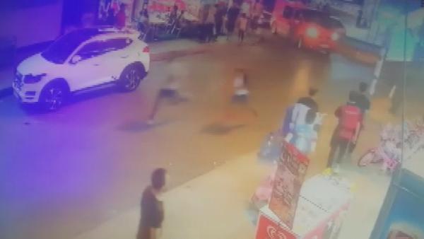 Esenyurt'ta iki grup arasında 'laf atma' kavgası