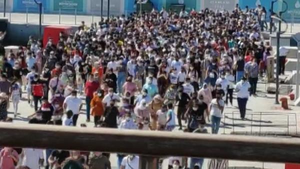 İstanbul'da vapura koşan vatandaşların görüntüsü şaşırttı