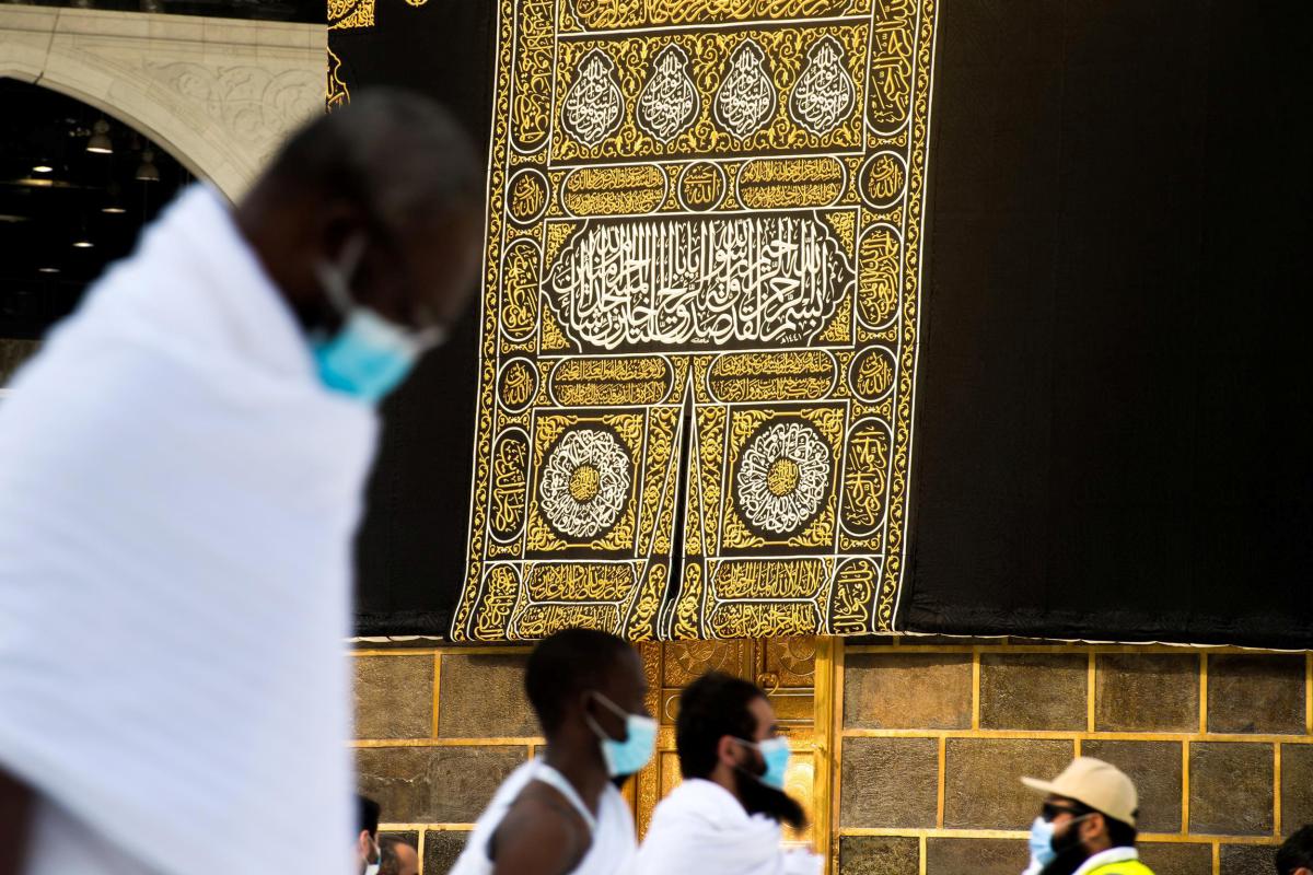 Hacılar, elektronik bilezikle 14 gün karantinada kalacak