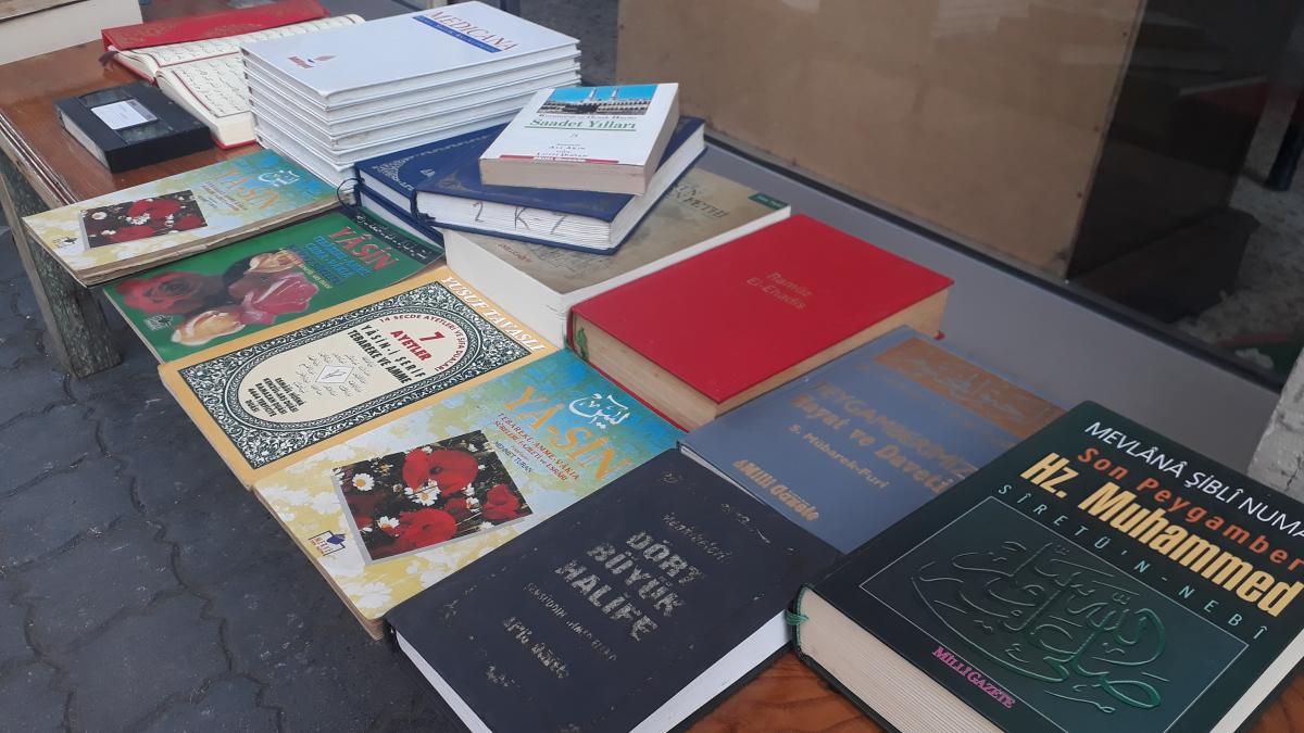 Samsun’da Kur'an ve dini kitaplar çöpe atıldı