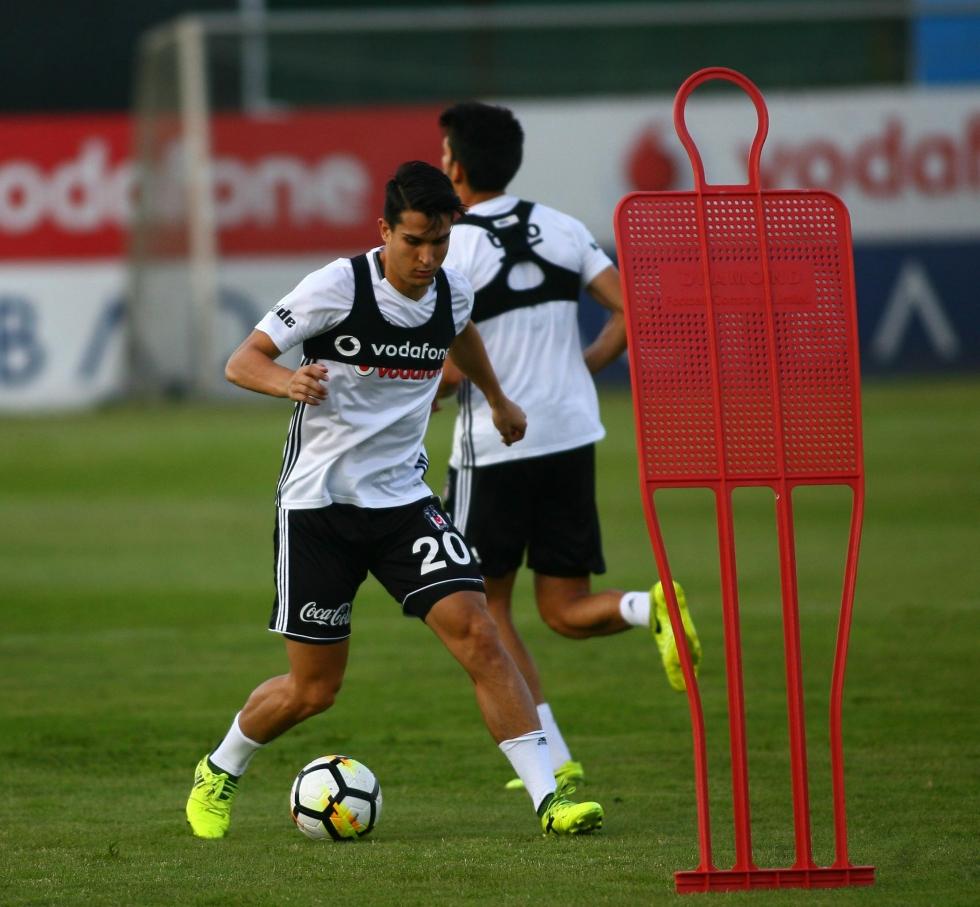 Necip Uysal maaşında indirime gitti