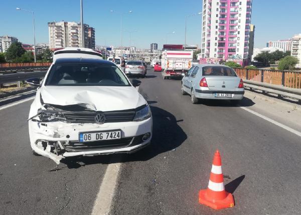 Sivas'ta 6 araç birbirine girdi