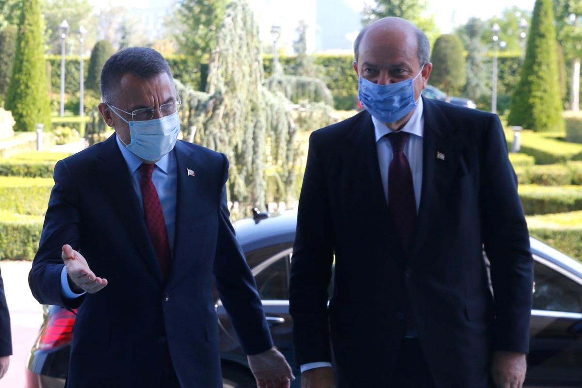 Fuat Oktay, KKTC Başbakanı Tatar ile görüştü