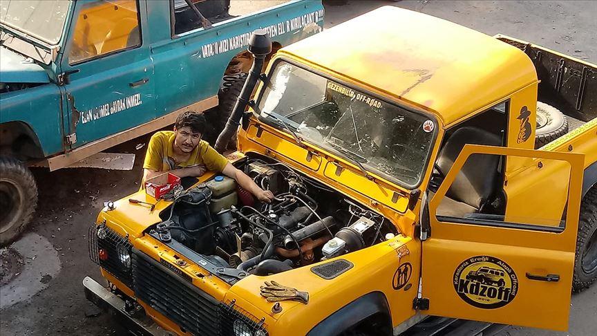 Zonguldaklı İsmail, eski arazi araçlarını modifiye ediyor