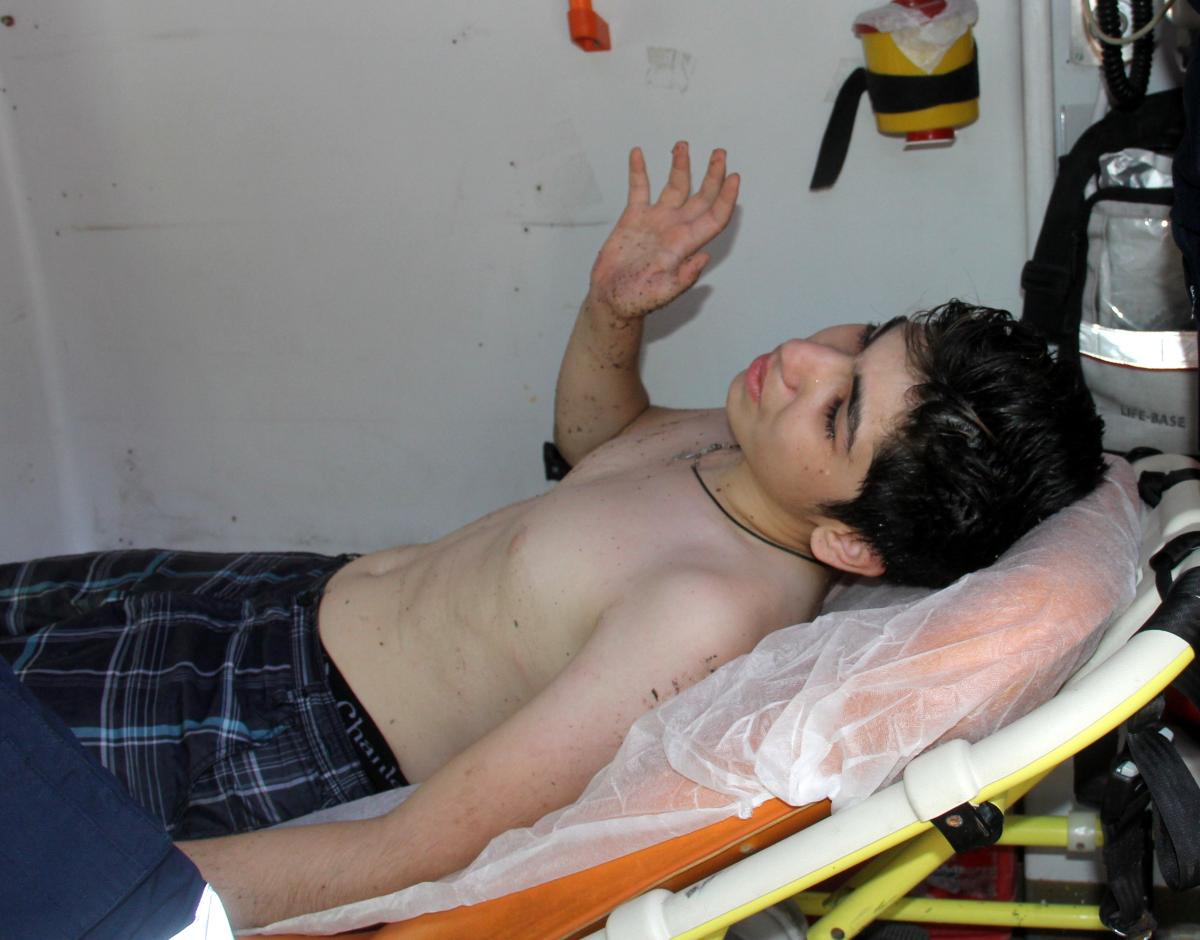 Adanalı kebapçı, iki çocuğu boğulmaktan kurtardı