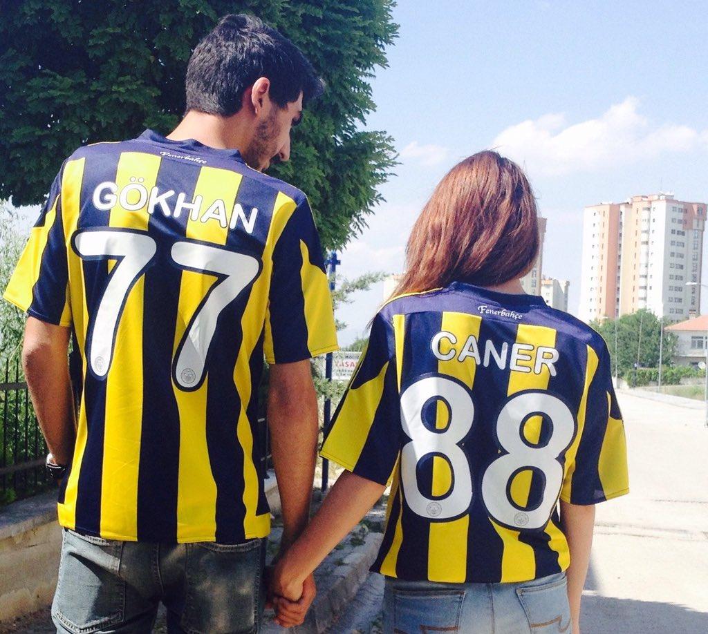 Gökhan ve Caner'e en çok sevinen çift