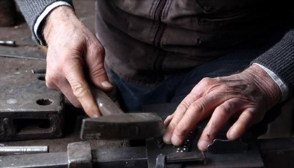 Trabzon'da 87 yaşındaki kuzine ustasının çalışma azmi