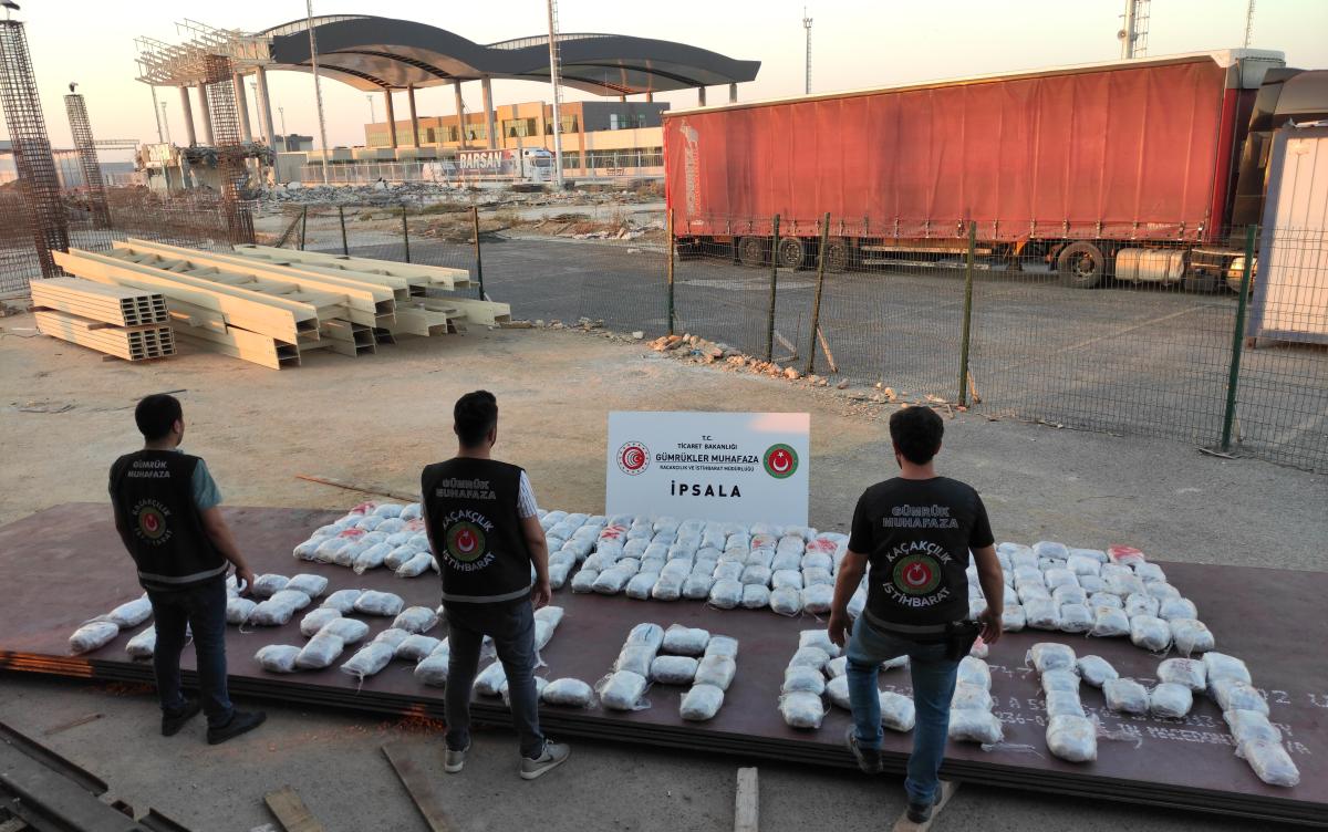 İpsala Gümrük Kapısı’nda 227 kilo uyuşturucu bulundu
