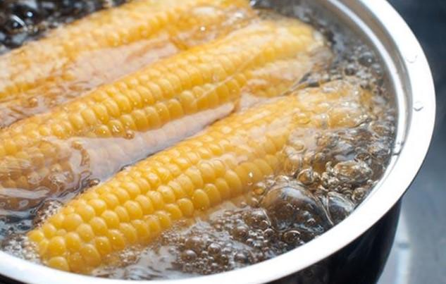 Gece tüketildiğinde kilo aldırmayan yiyecekler