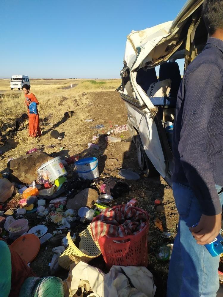 Şanlıurfa'da minibüs devrildi: 1 ölü 25 yaralı