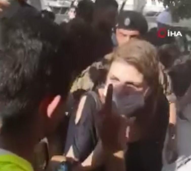 Lübnan’da Adalet Bakanı’na sulu saldırı