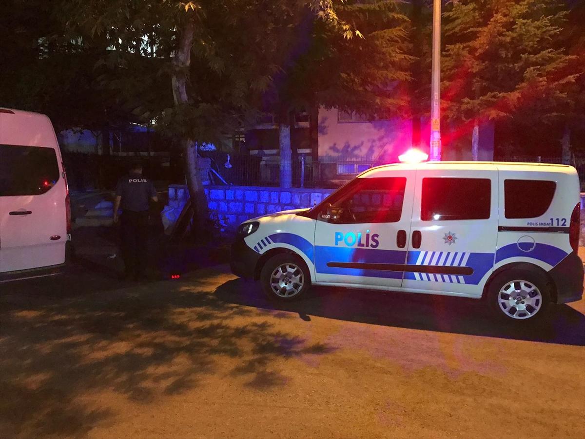 Kayseri'de emekli öğretmen balkondan düşerek öldü