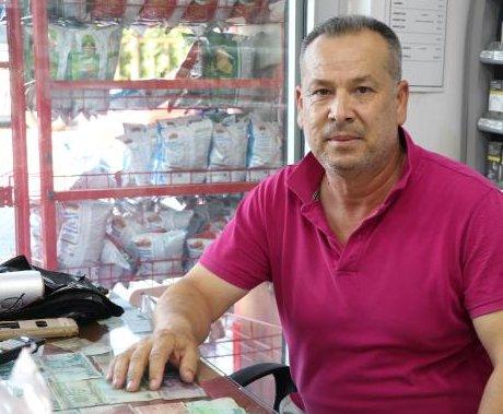 Denizli'de, büfe işleten adam dolandırıldı