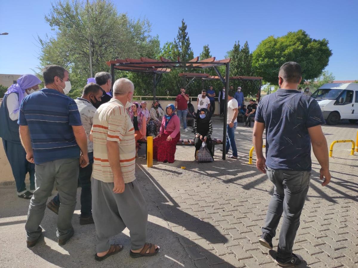 Şanlıurfa'da minibüs devrildi: 1 ölü 25 yaralı