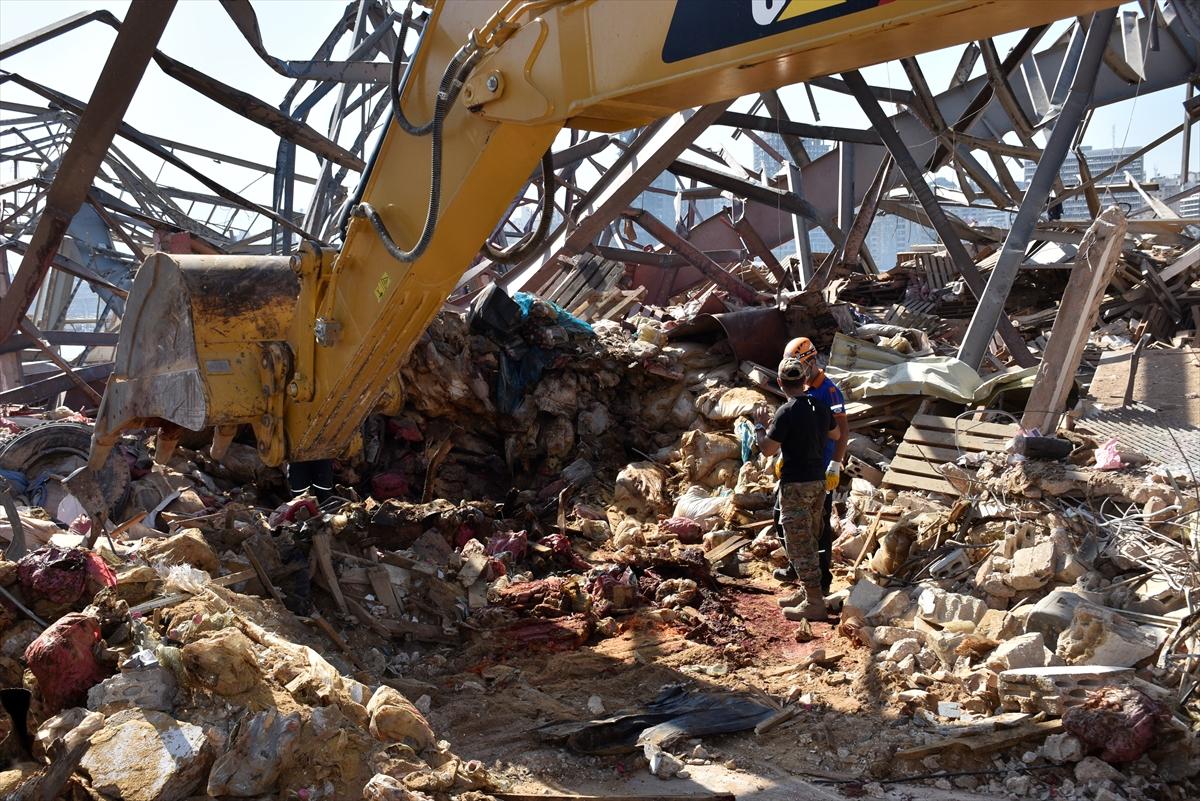 Türk ekipleri, Beyrut Limanı arama faaliyetini sürdürüyor