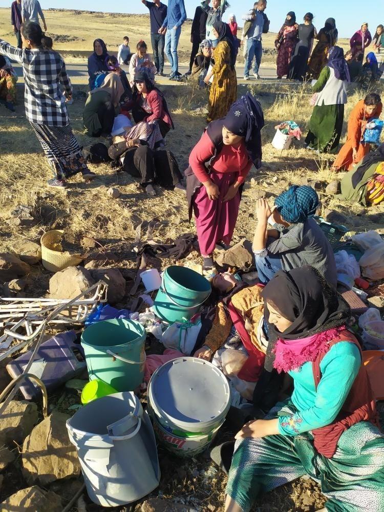 Şanlıurfa'da minibüs devrildi: 1 ölü 25 yaralı