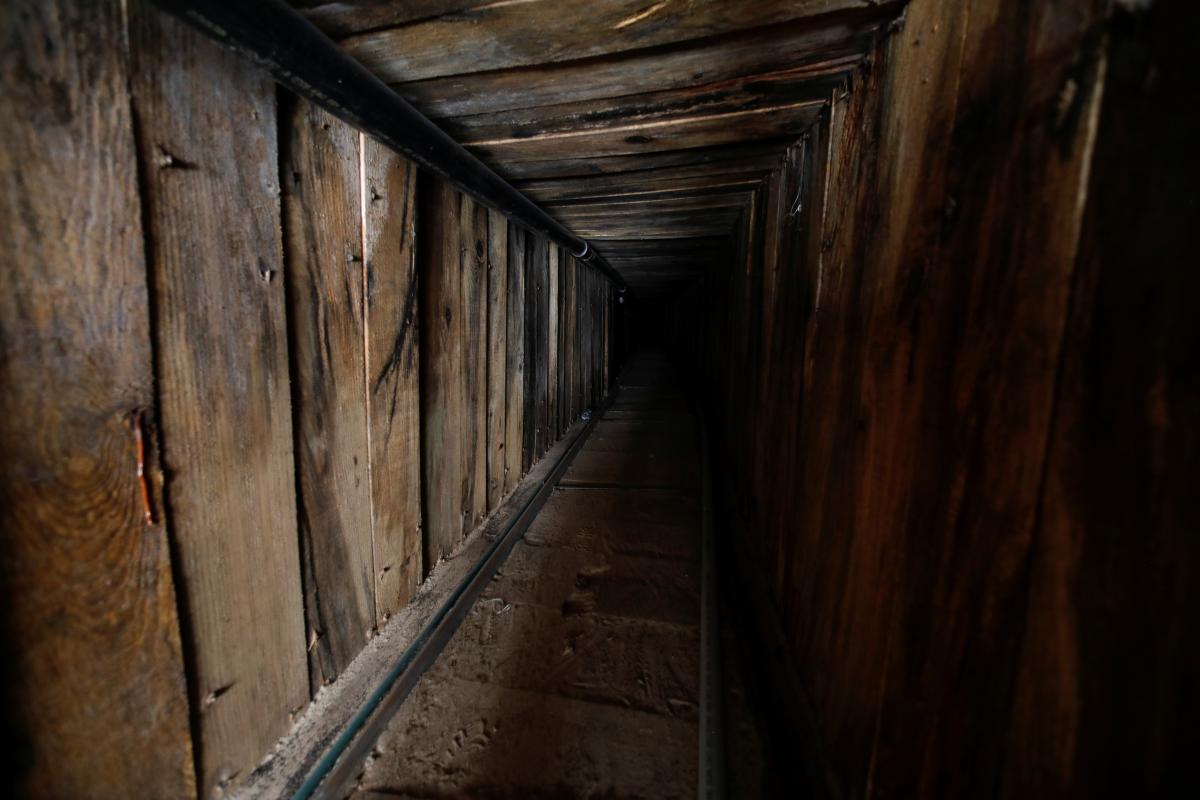 ABD Meksika sınırında tünel bulundu